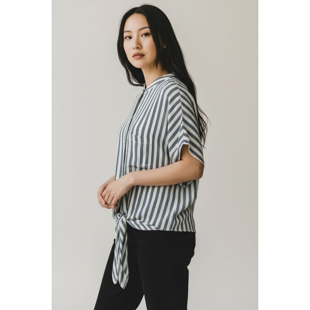 NEW Lulus Womens M Blue White Vertical Stripe Button-Up Tie Front Tunic Top Chic